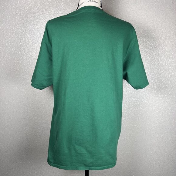 Jimmo Designs Sz L Monarch Butterflies Short-Sleeve T-Shirt on Green - Picture 4 of 6